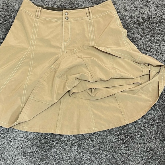 Athleta tan whatever pleated skort shorts skirt woman’s size 6 - Picture 4 of 15